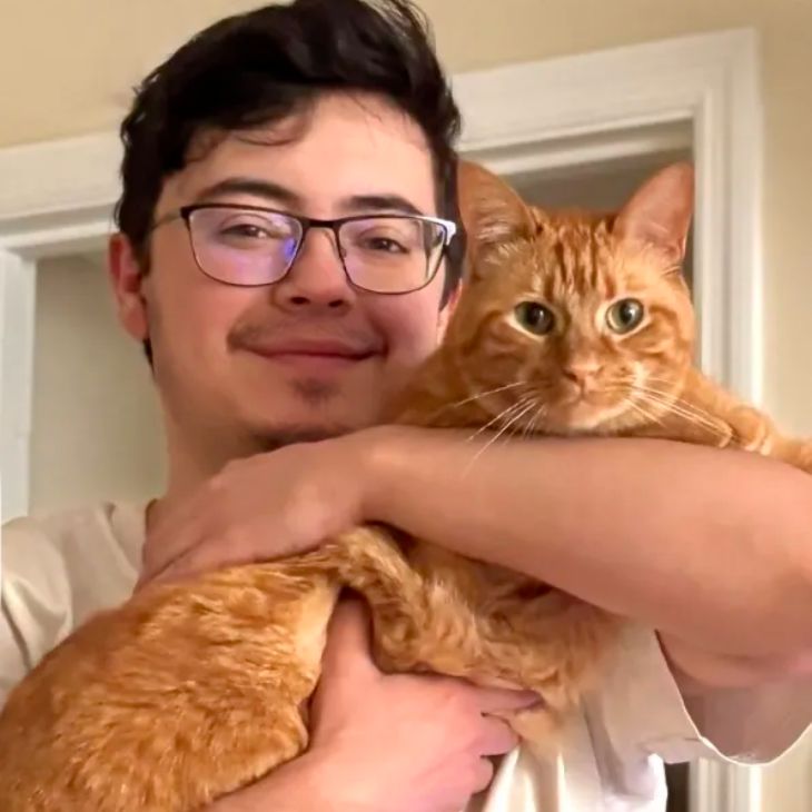 Samuel Overnight Pet Specialist